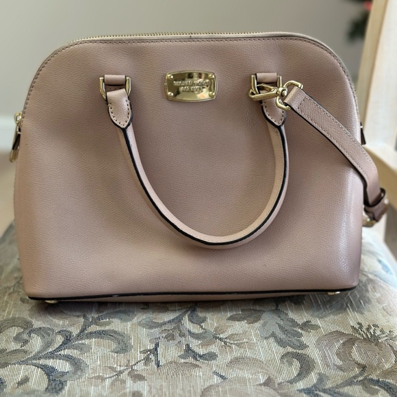 Michael Kors Handbag - Picture 1 of 6